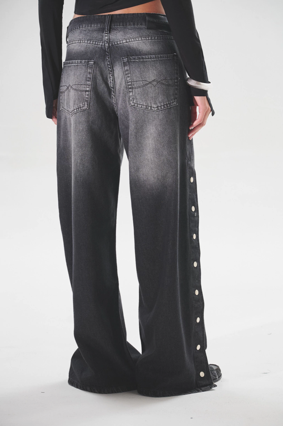 JEAN WIDE LEG SNAPS BLACK - foto 5