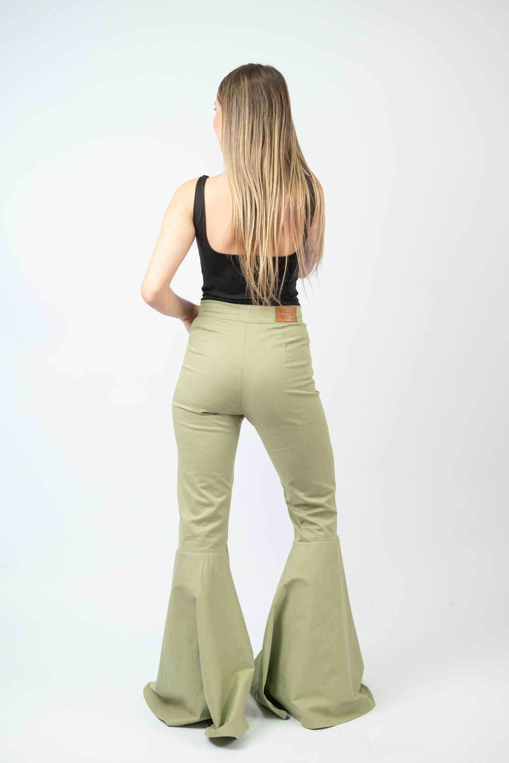 PANTALÓN ANDORRA - VERDE SAFARI