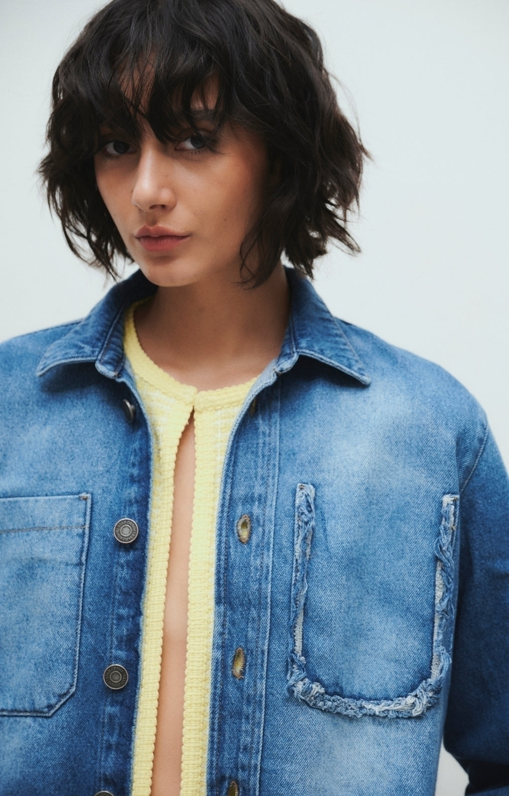 CAMPERA CROP DENIM AZUL