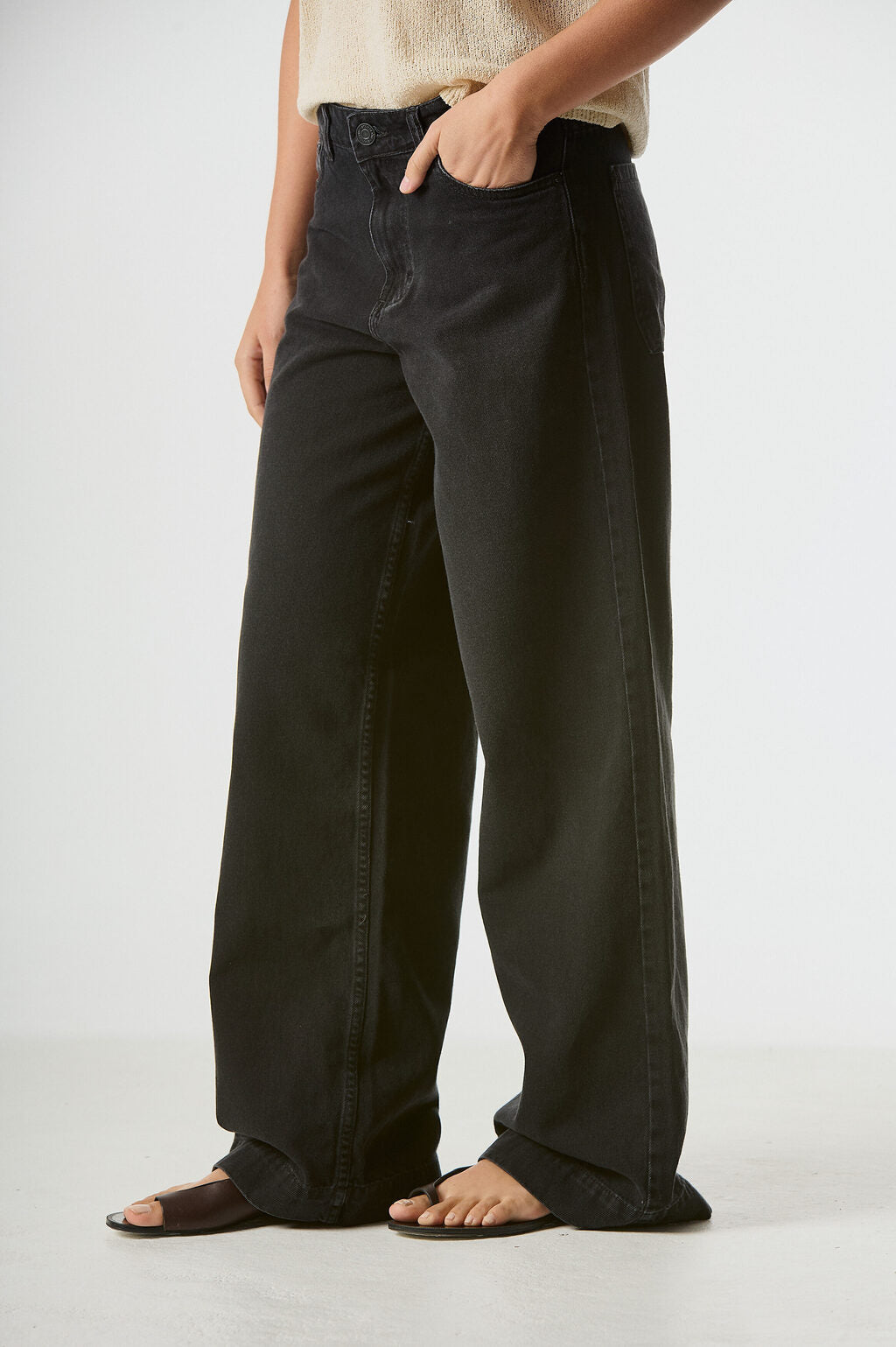 JEAN WIDE LEG GENOA BLACK