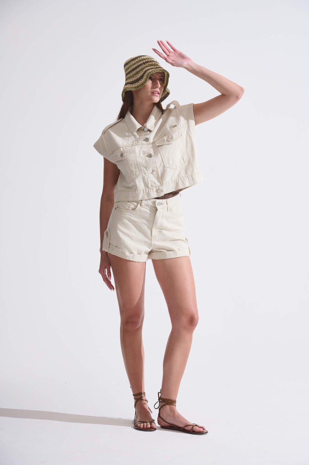 SHORT MOM NEW RAW DELUXE