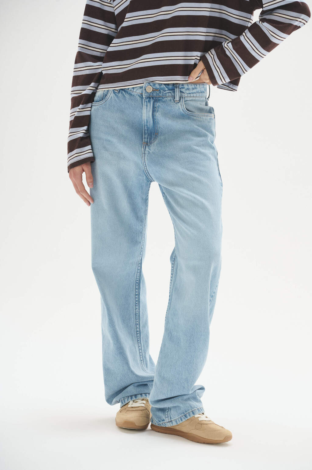 JEAN STRAIGHT FIT LIGHT BLUE